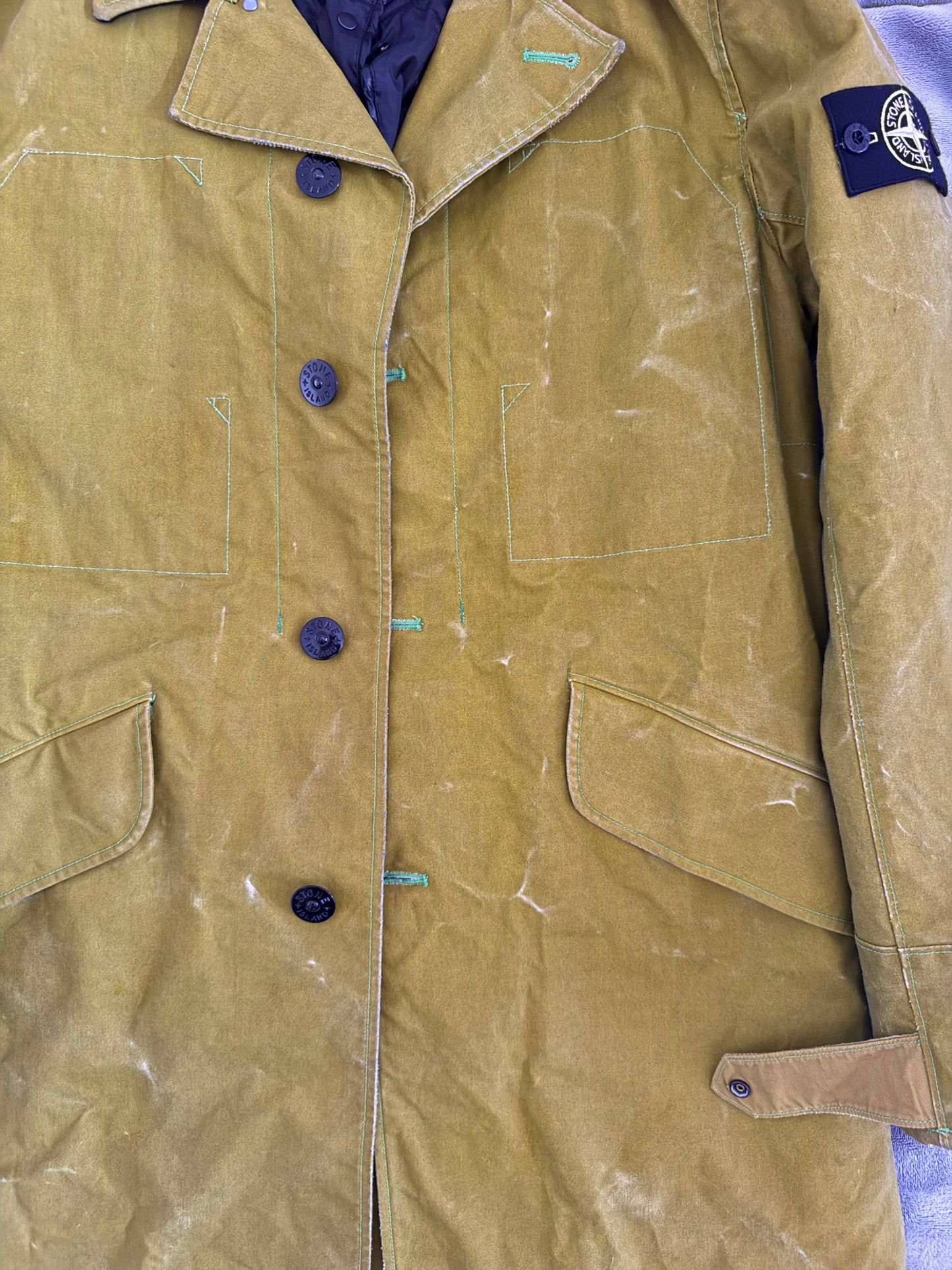 Stone Island 'Waxed Ice Heat Reactive' Trench - Medium
