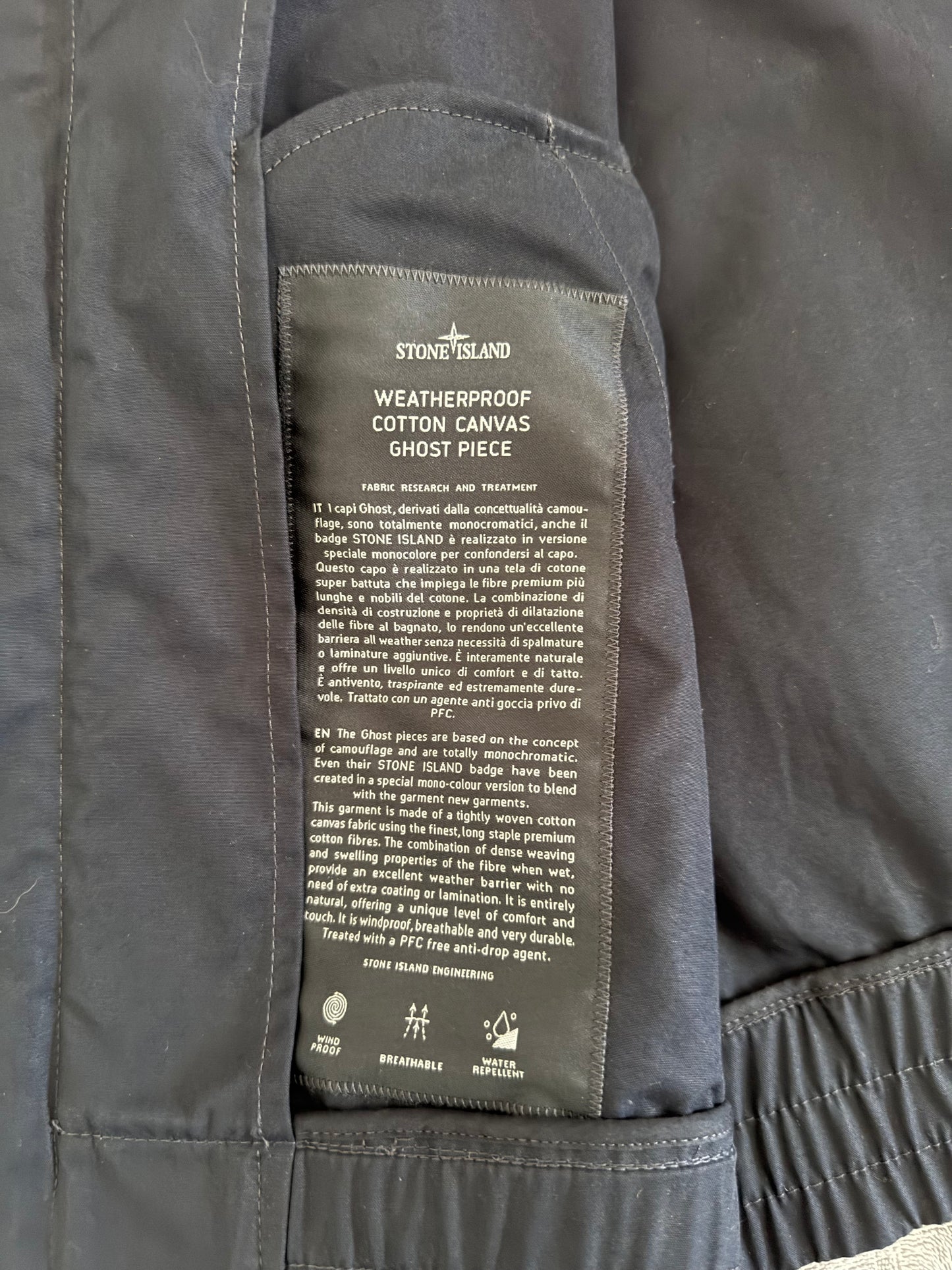 Stone Island 'Weatherproof Cotton Canvas Ghost Piece' Jacket - Small